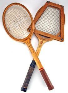 racket or racquet